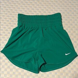 Nike Women's Shorts Ultra High Waisted with pockets